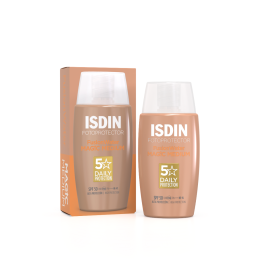 Isdin Fotoprotector Fusion Water Magic Color Medium SPF 50 50ml de para Fusion Water (facial) - Compra online en DermotiendaShopping